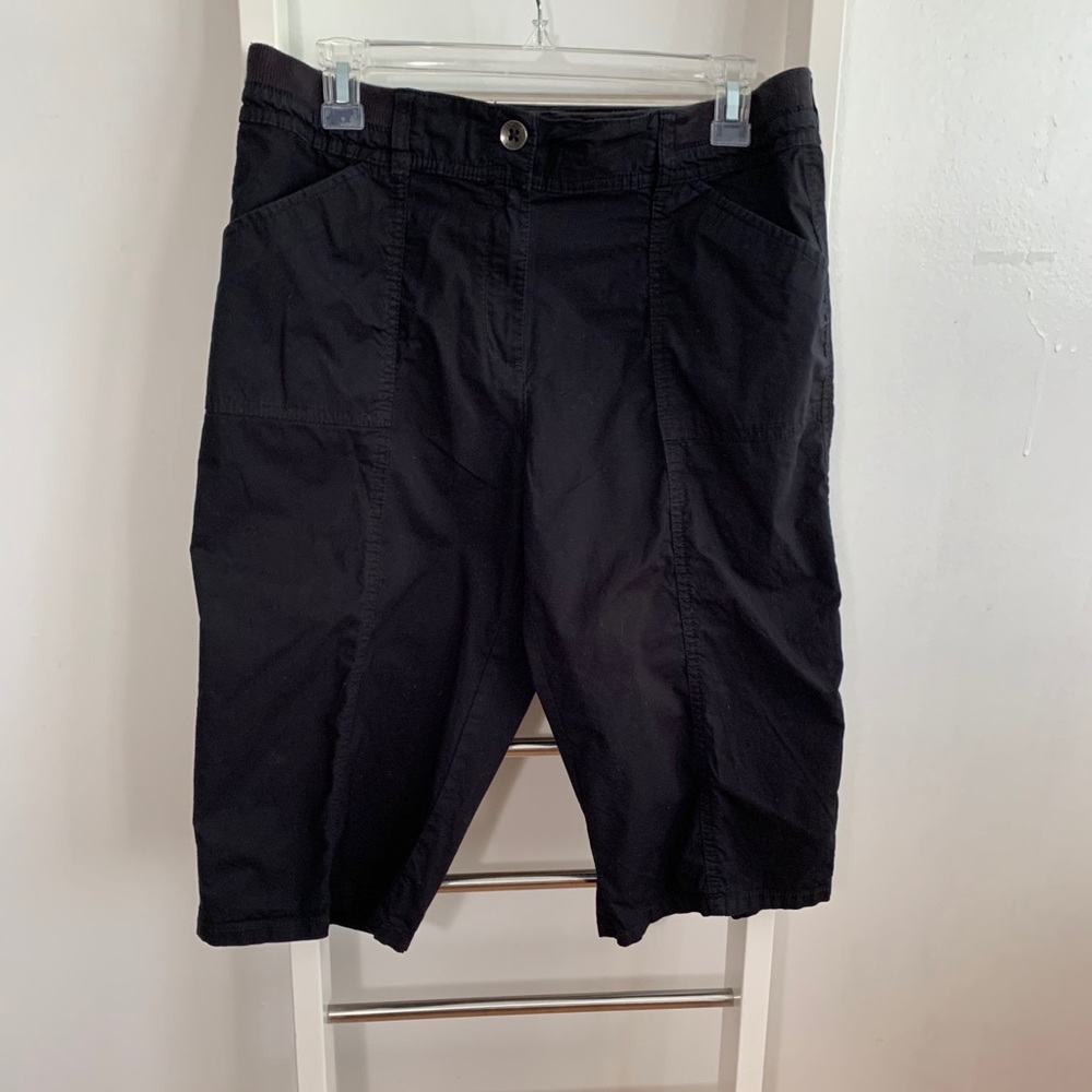 Chico’s Size 1 Lightweight Cotton Black Bermuda Shorts